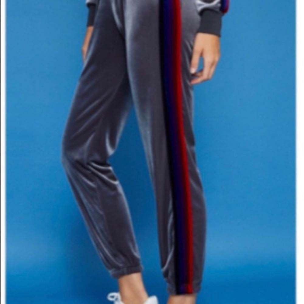 Aviator nation sweatshirt and sweatpants suit